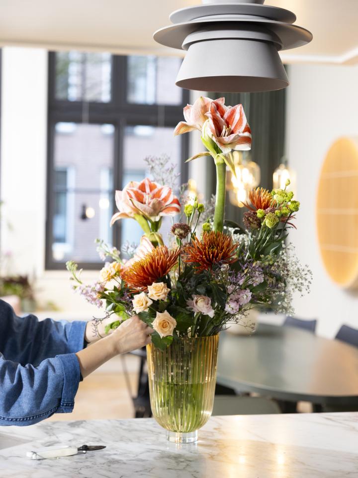 kerstboeket maken kerstbloemen