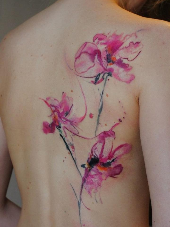 Татуировка Inkspiration 💙 - @nandotattooer 💙 ... - #Inkspiration  #nandotattooer #Татуировка | Small lily tattoo, Lily flower tattoos, Water lily  tattoos