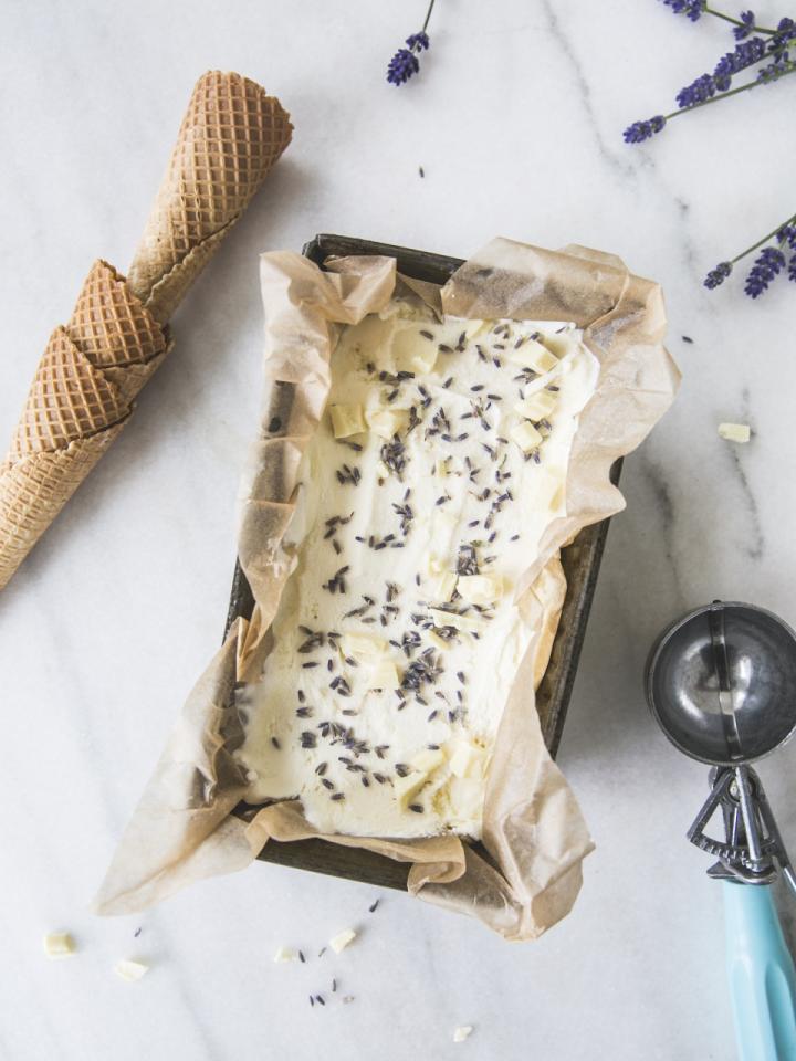 DIY: summery lavender ice cream | Funny How Flowers Do That