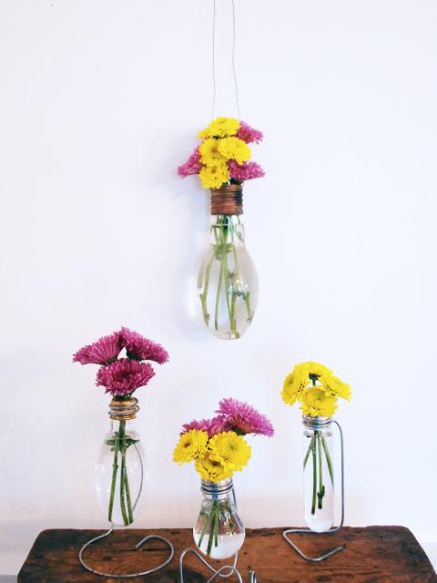 DIY-Lightbulb-Vase